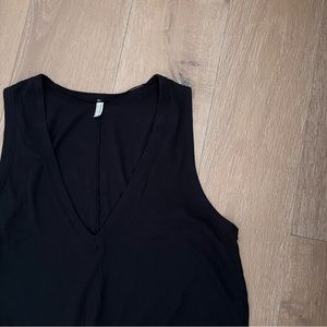 Free People V Crop Top